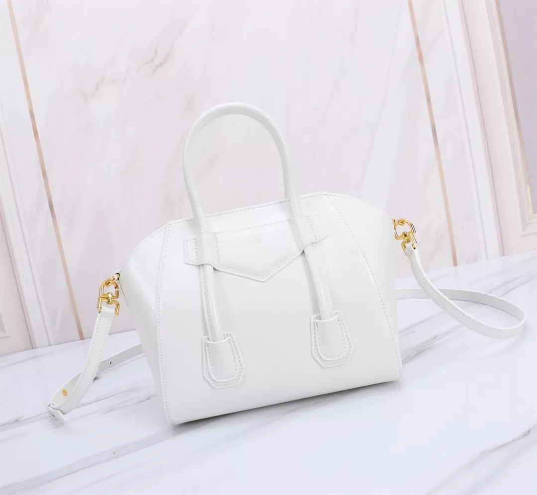 Givenchy AAA Quality Handbags For Women Sleek 1107