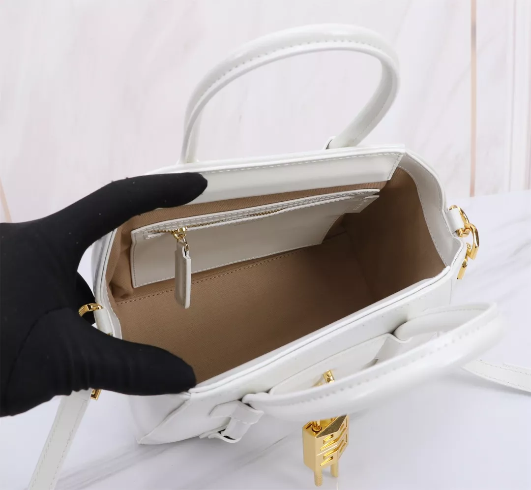 Givenchy AAA Quality Handbags For Women Sleek 1107