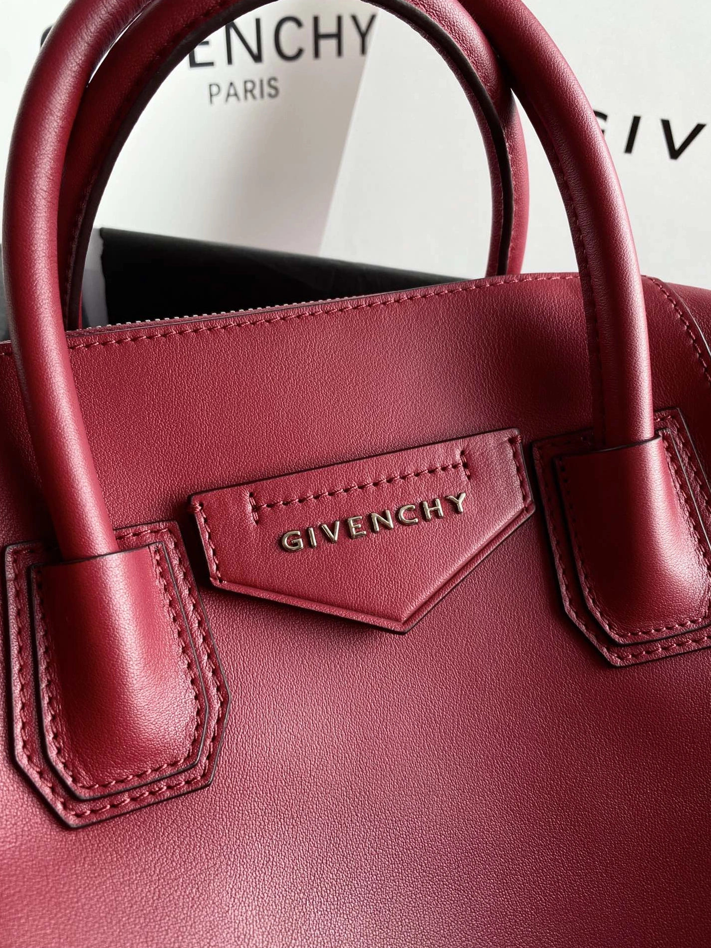 Givenchy AAA Quality Handbags For Women Soft 4860