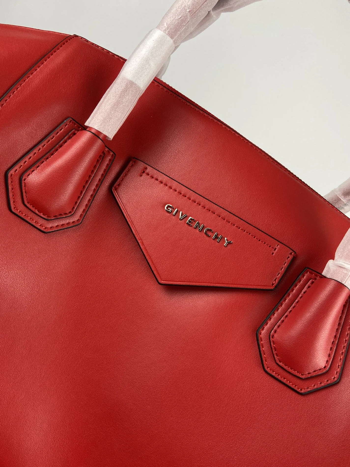 Givenchy AAA Quality Handbags For Women TopPick 1793
