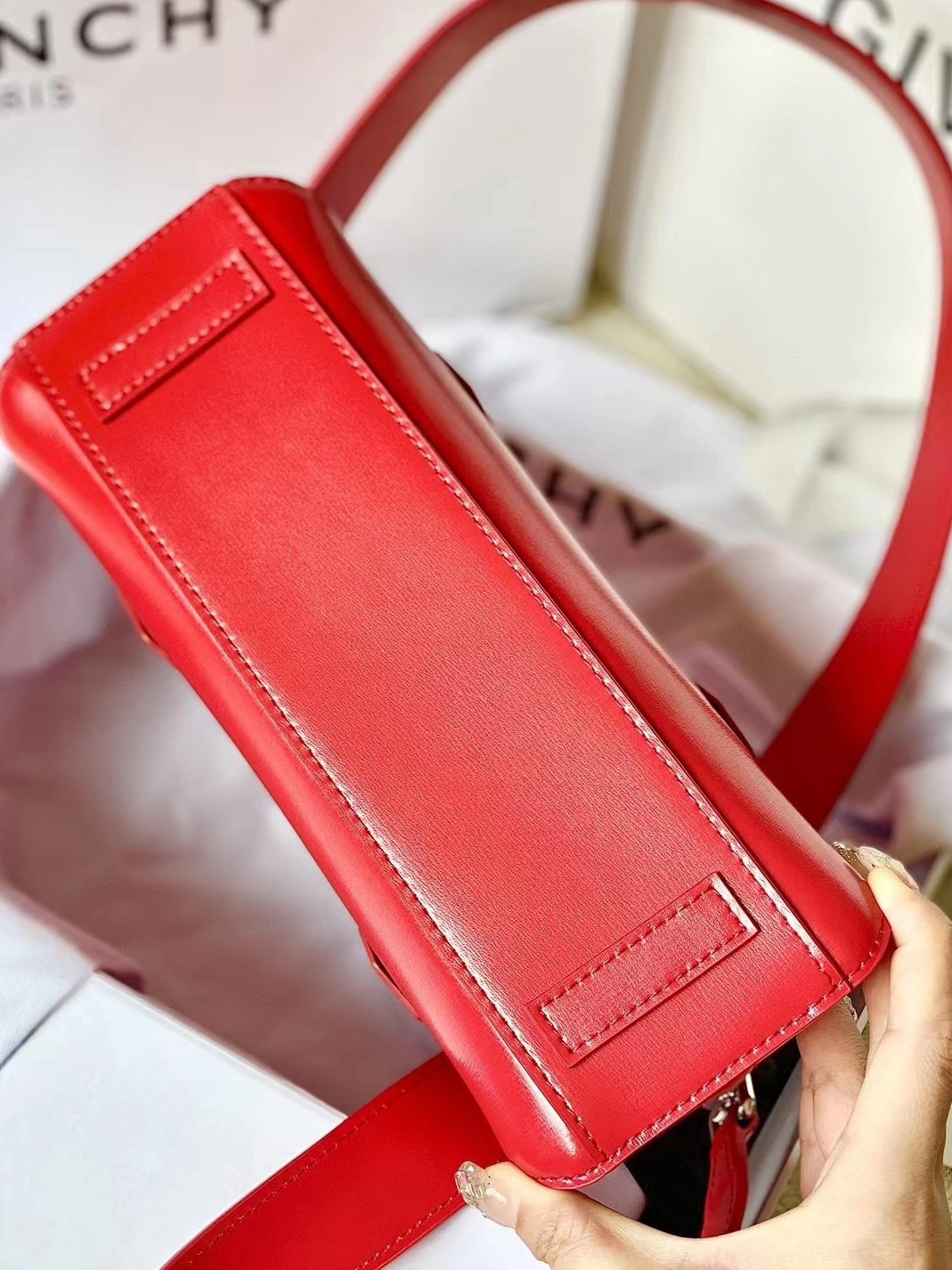 Givenchy AAA Quality Handbags For Women Trendy 9795