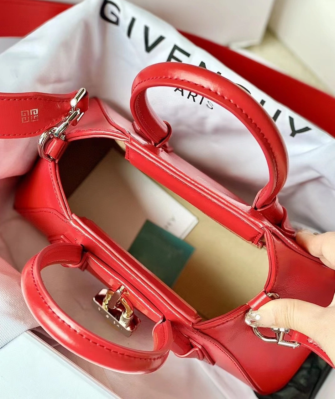 Givenchy AAA Quality Handbags For Women Trendy 9795