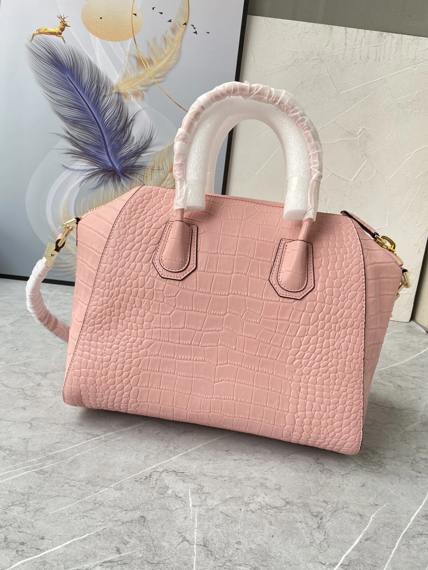 Givenchy AAA Quality Handbags For Women Unique 7562