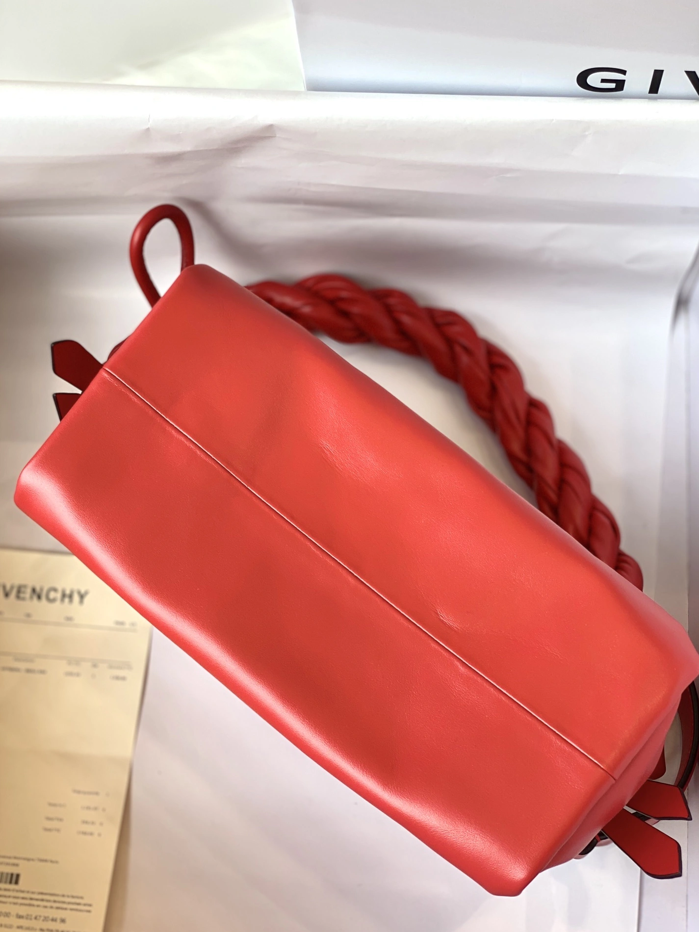 Givenchy AAA Quality Handbags For Women WellDesigned 2204