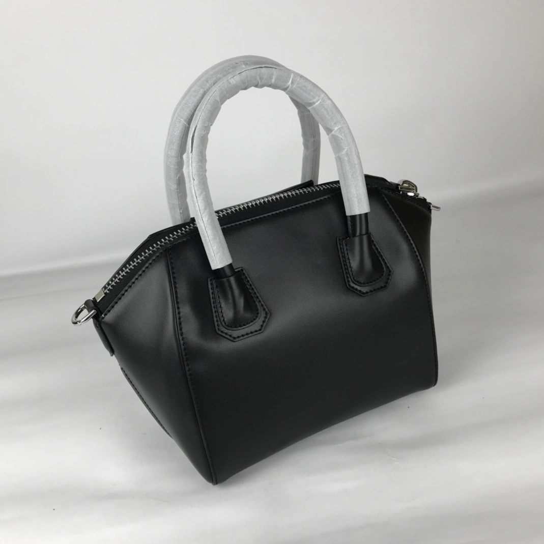 Givenchy AAA Quality Handbags Timeless 1591