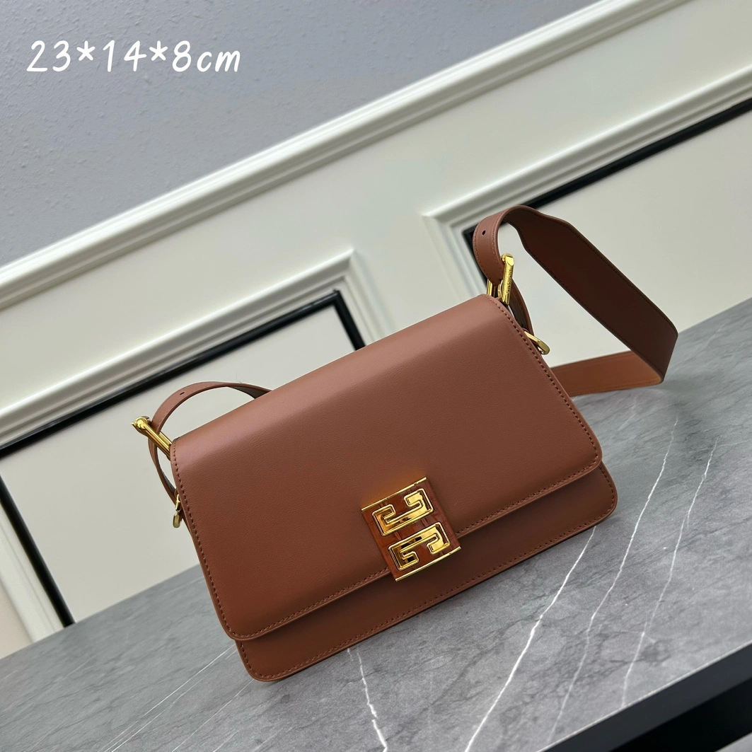 Givenchy AAA Quality Messenger Bags For Women Elegant 332