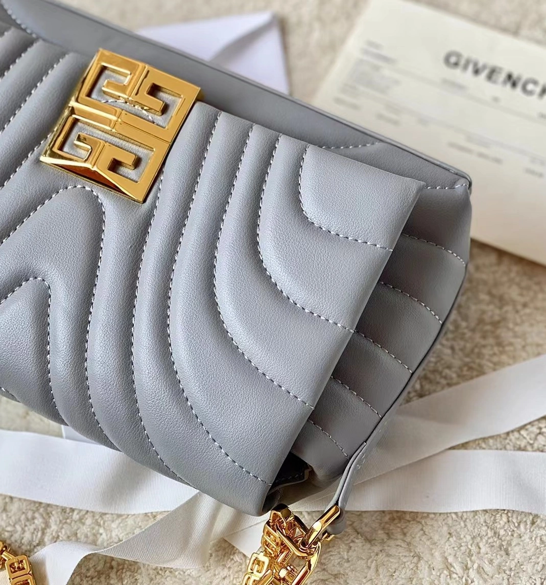 Givenchy AAA Quality Messenger Bags For Women ModernLook 2770