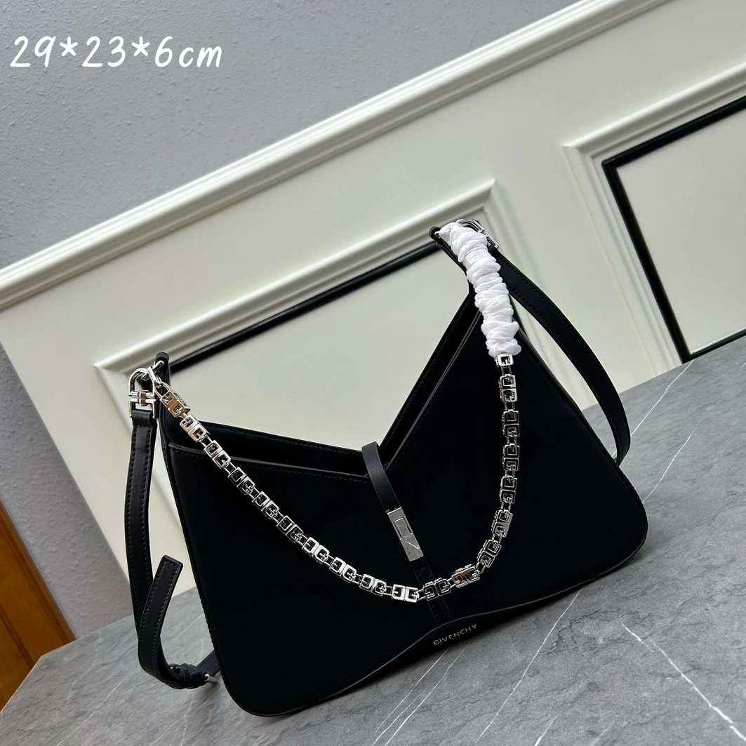Givenchy AAA Quality Shoulder Bags For Women SportInspired 579