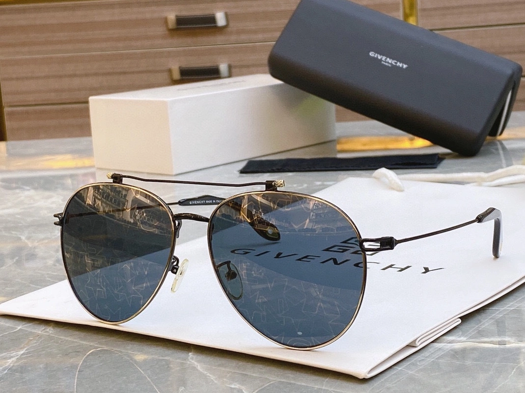 Givenchy AAA Quality Sunglasses Affordable 4515
