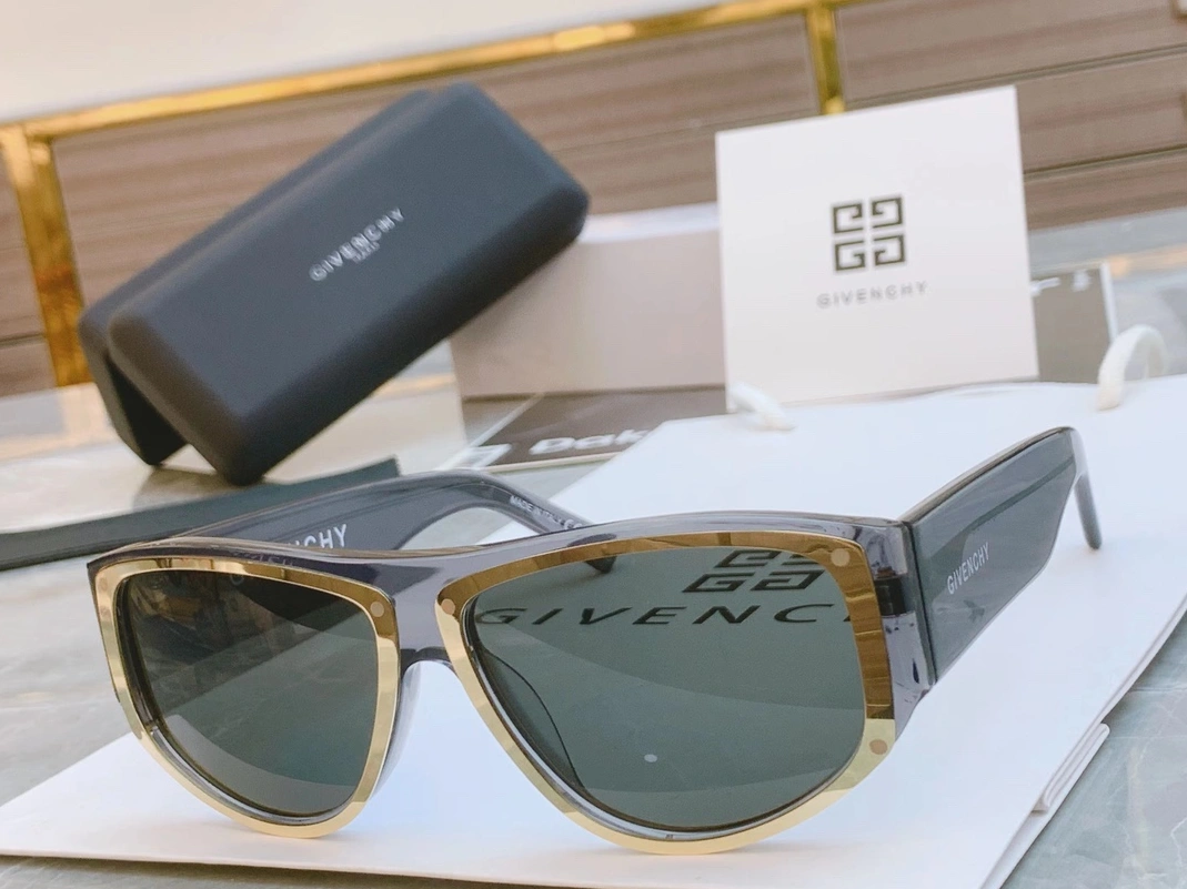 Givenchy AAA Quality Sunglasses BestValue 377