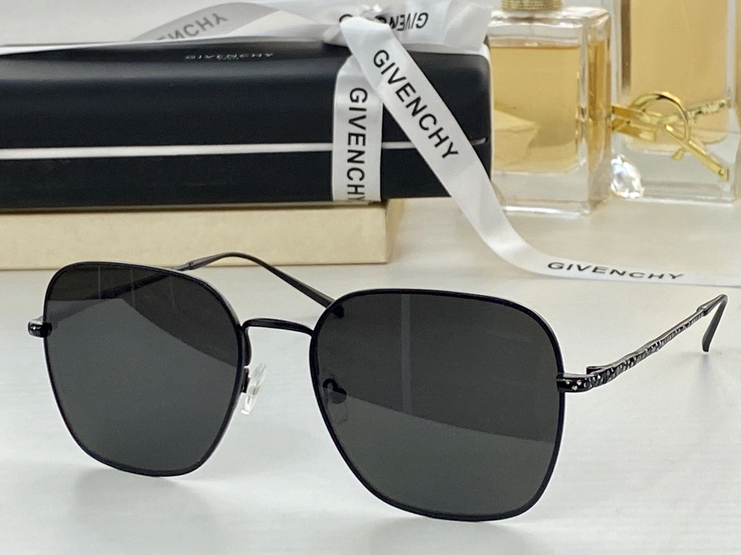 Givenchy AAA Quality Sunglasses BestValue 5473