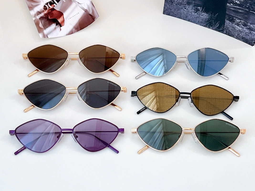 Givenchy AAA Quality Sunglasses Breathable 7031