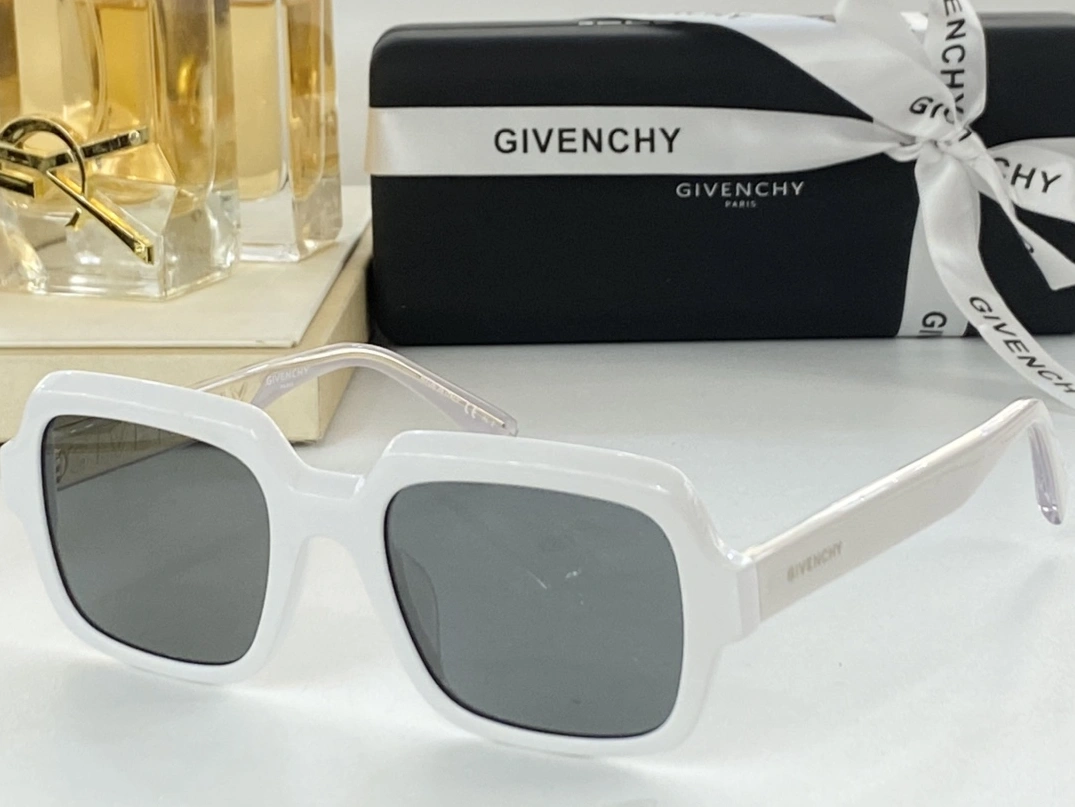 Givenchy AAA Quality Sunglasses Bright 3591