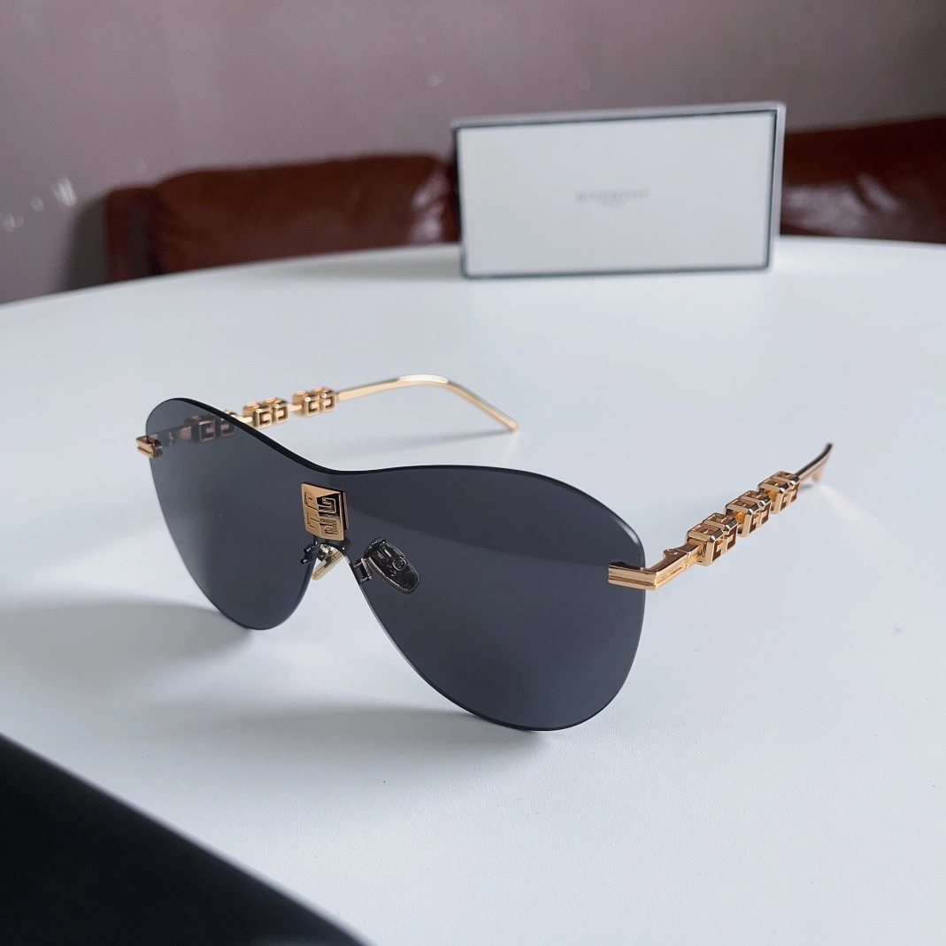 Givenchy AAA Quality Sunglasses Comfortable 7356