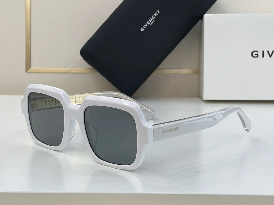 Givenchy AAA Quality Sunglasses Comfortable 9811