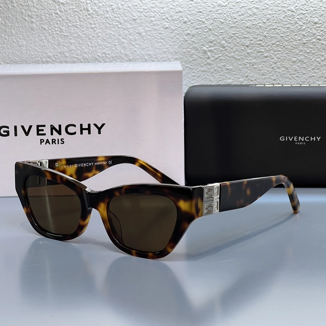 Givenchy AAA Quality Sunglasses Durable 1730