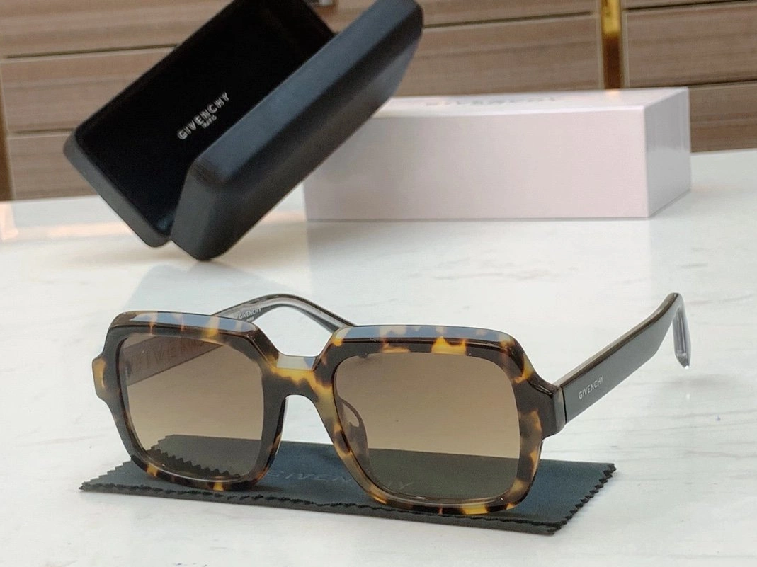 Givenchy AAA Quality Sunglasses Efficient 9361