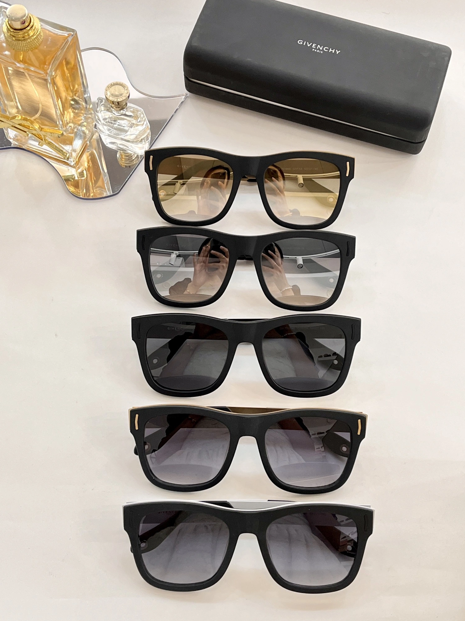 Givenchy AAA Quality Sunglasses Flexible 7816