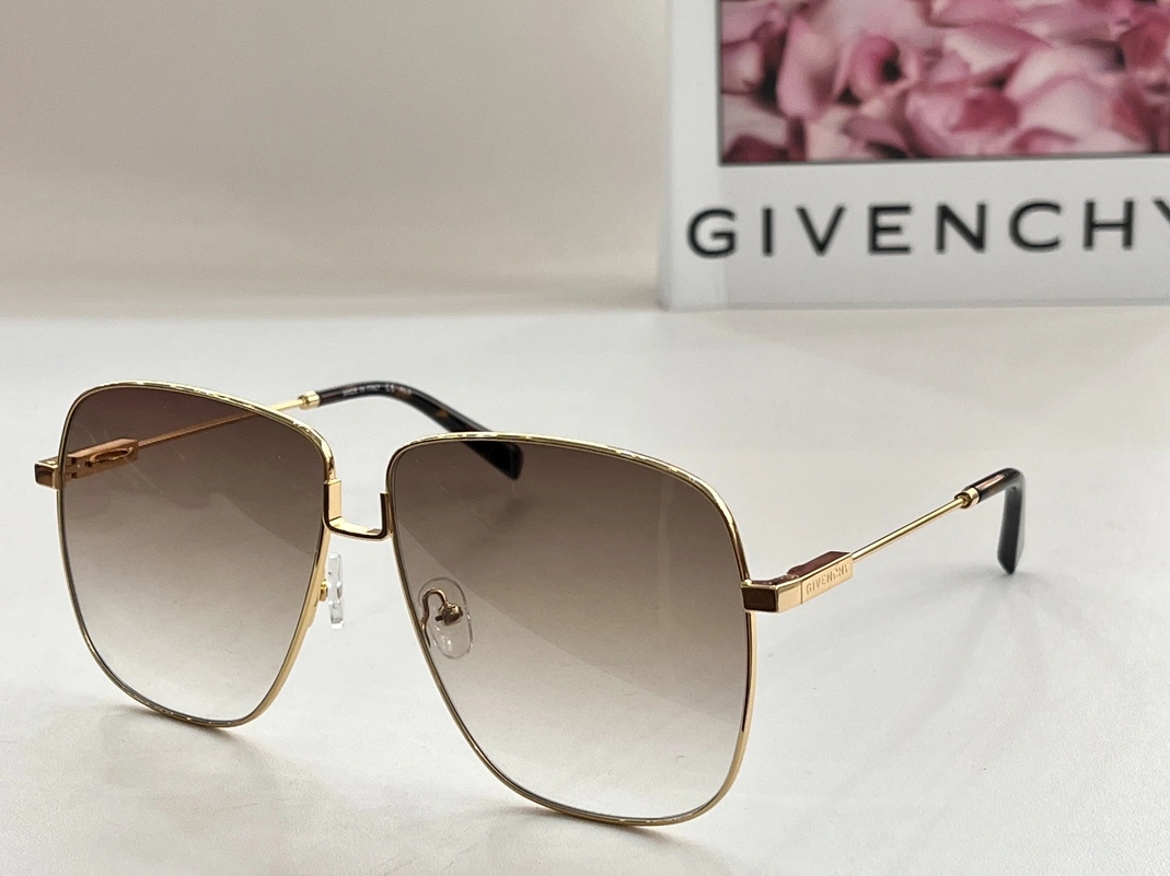 Givenchy AAA Quality Sunglasses ModernLook 7682