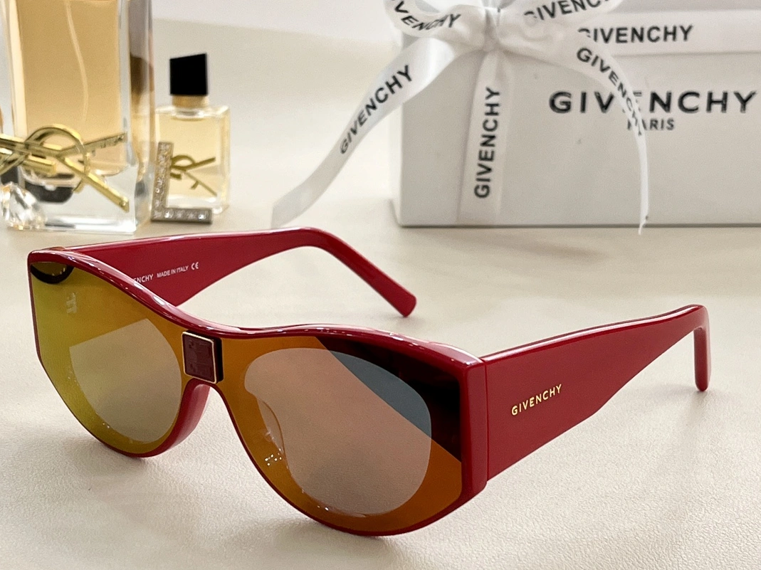 Givenchy AAA Quality Sunglasses Popular 5320