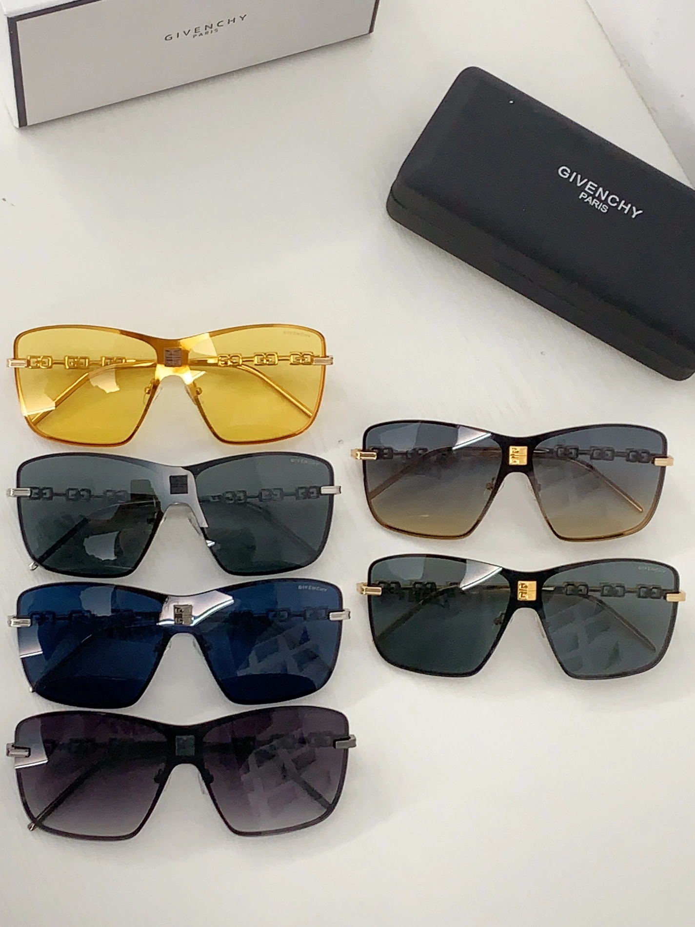 Givenchy AAA Quality Sunglasses Practical 5478