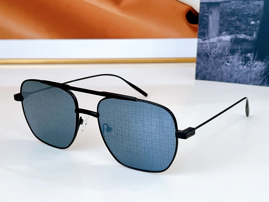 Givenchy AAA Quality Sunglasses Soft 8411