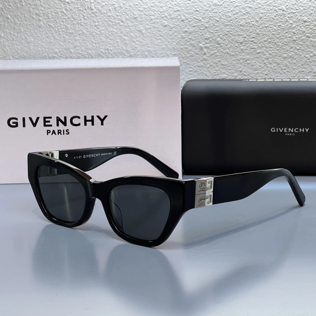 Givenchy AAA Quality Sunglasses StreetReady 4321