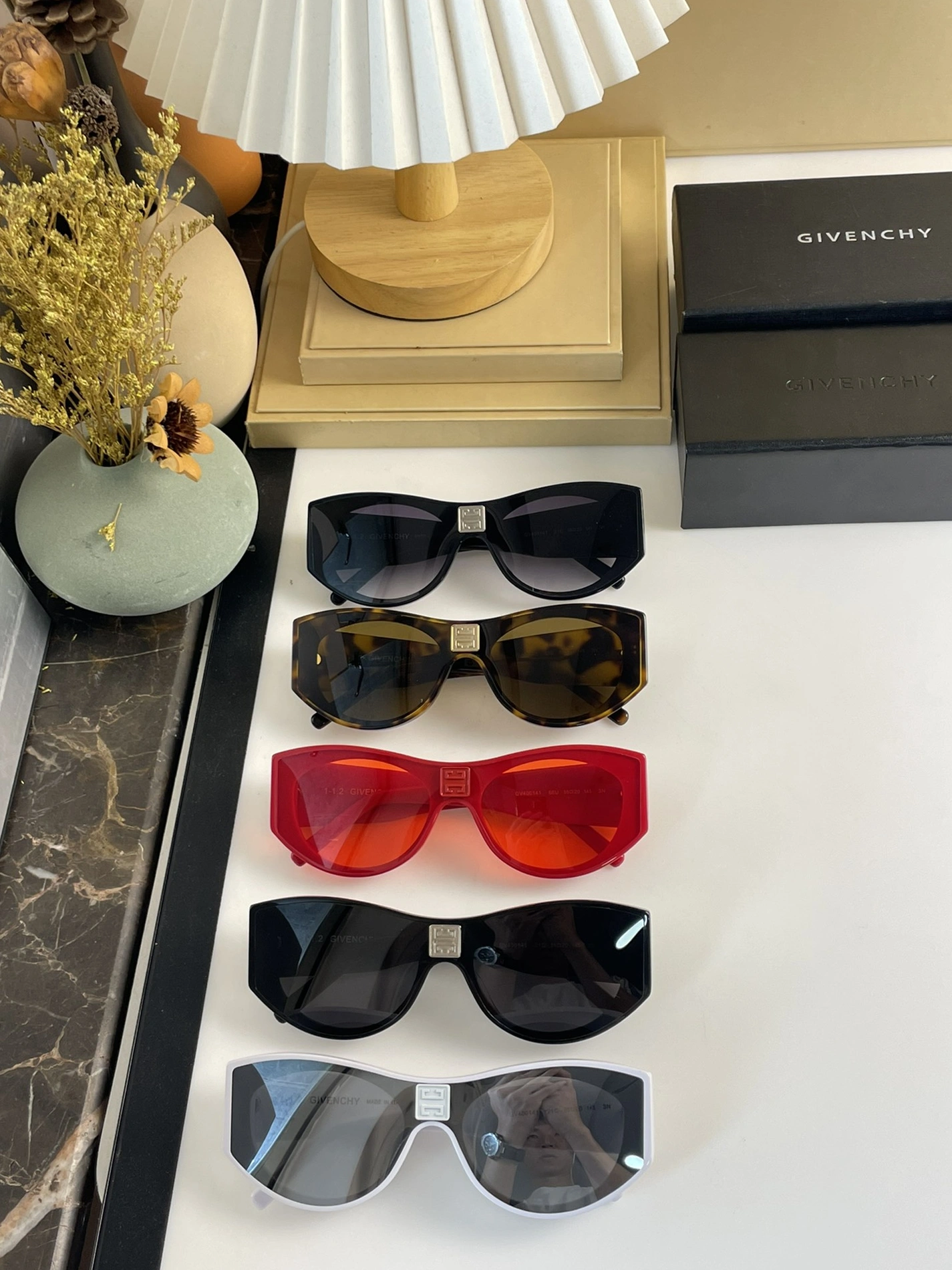 Givenchy AAA Quality Sunglasses Unique 4752
