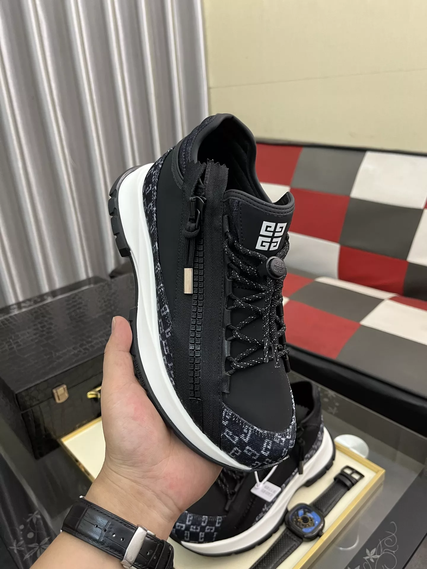 Givenchy Casual Shoes For Men Affordable 4068