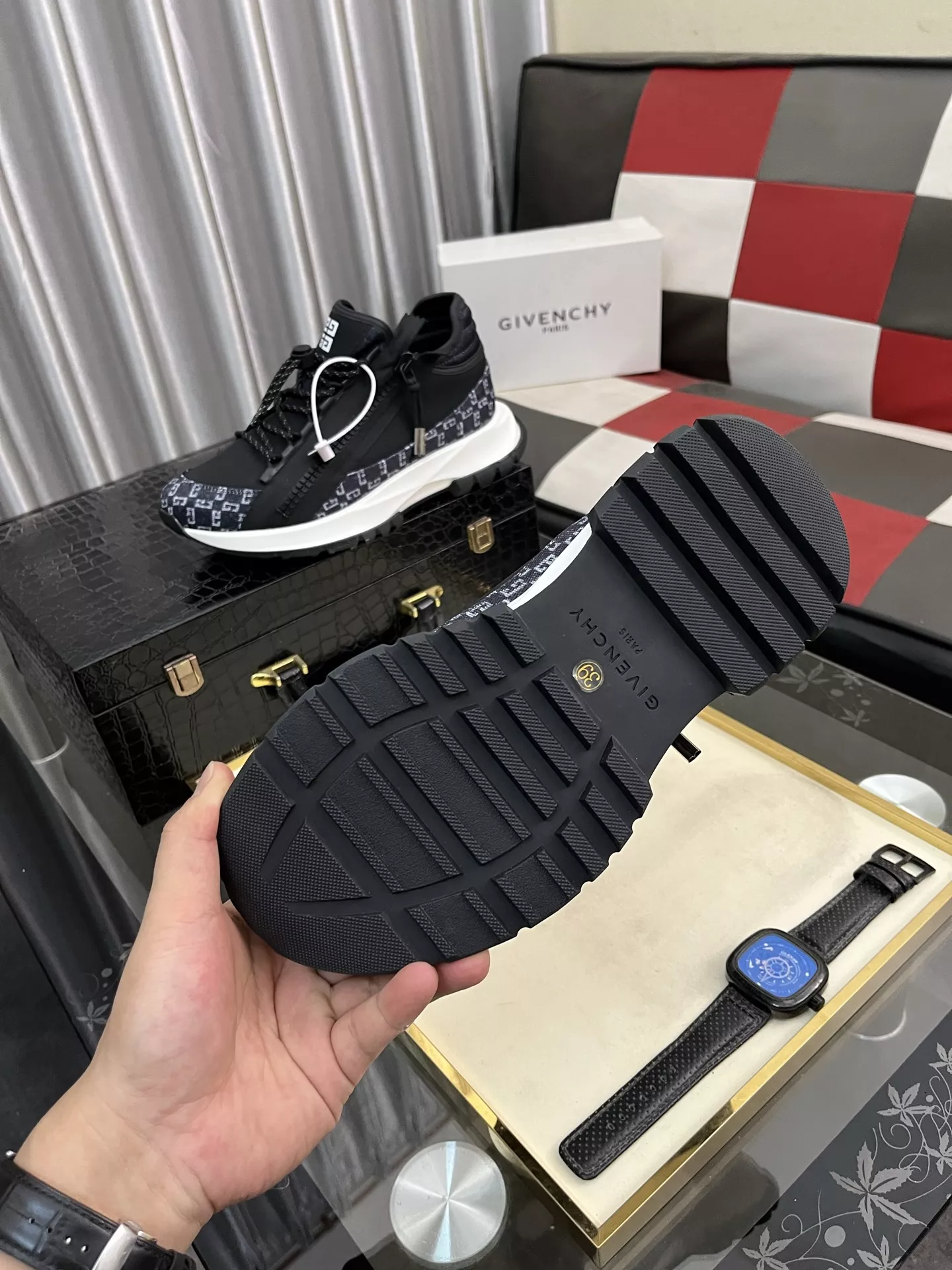 Givenchy Casual Shoes For Men Affordable 4068