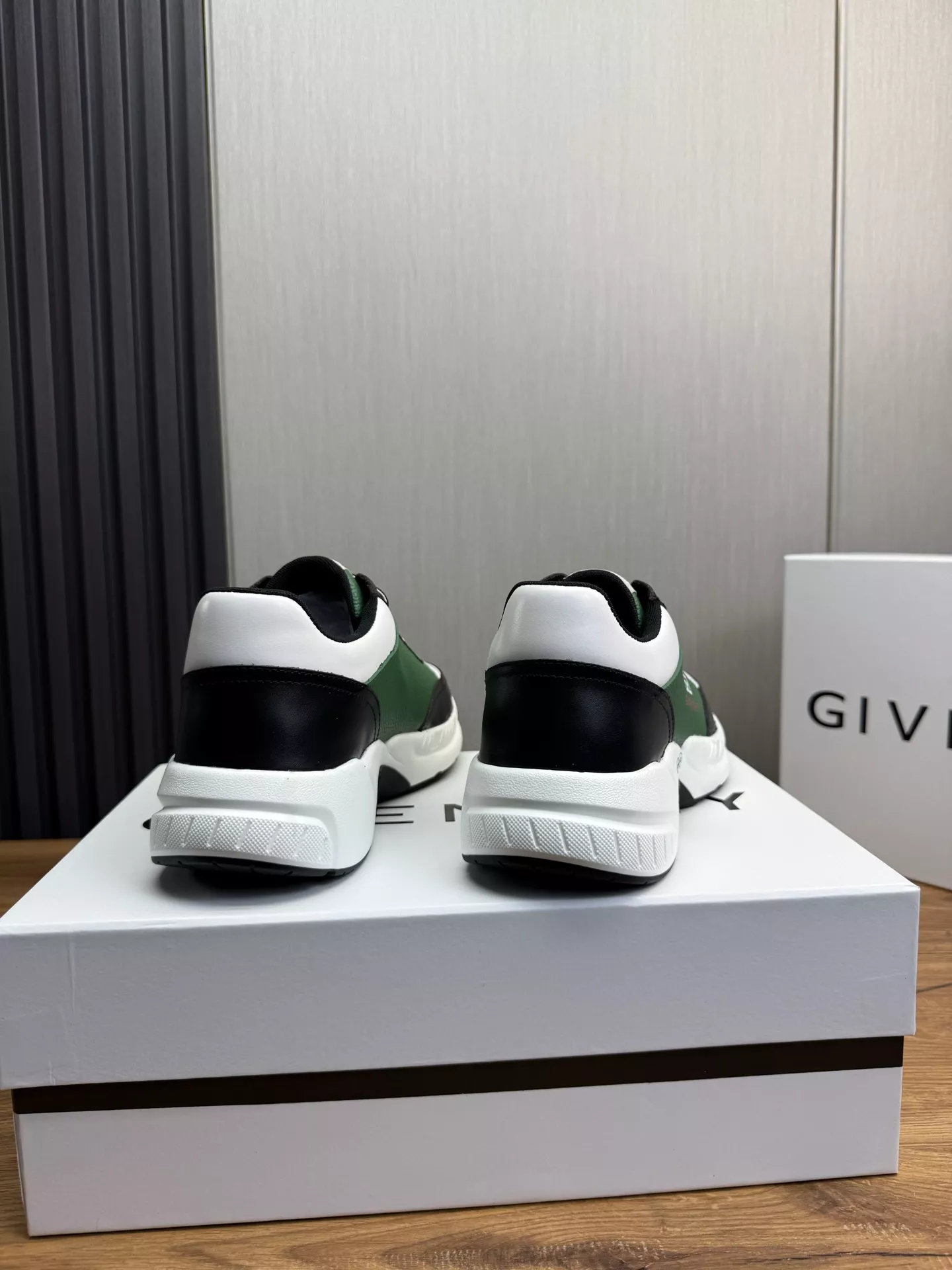 Givenchy Casual Shoes For Men Affordable 9413