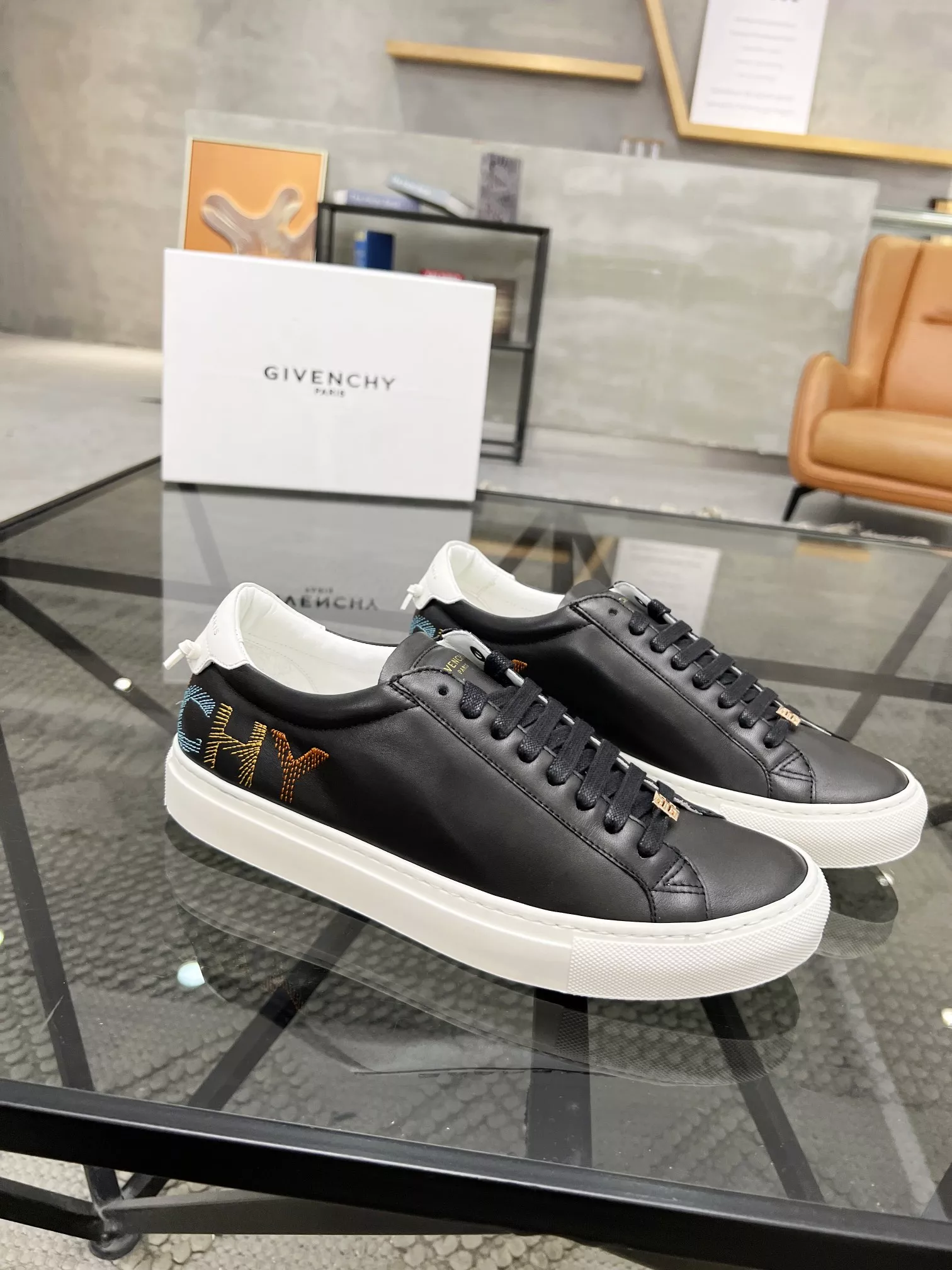 Givenchy Casual Shoes For Men AllSeason 1749