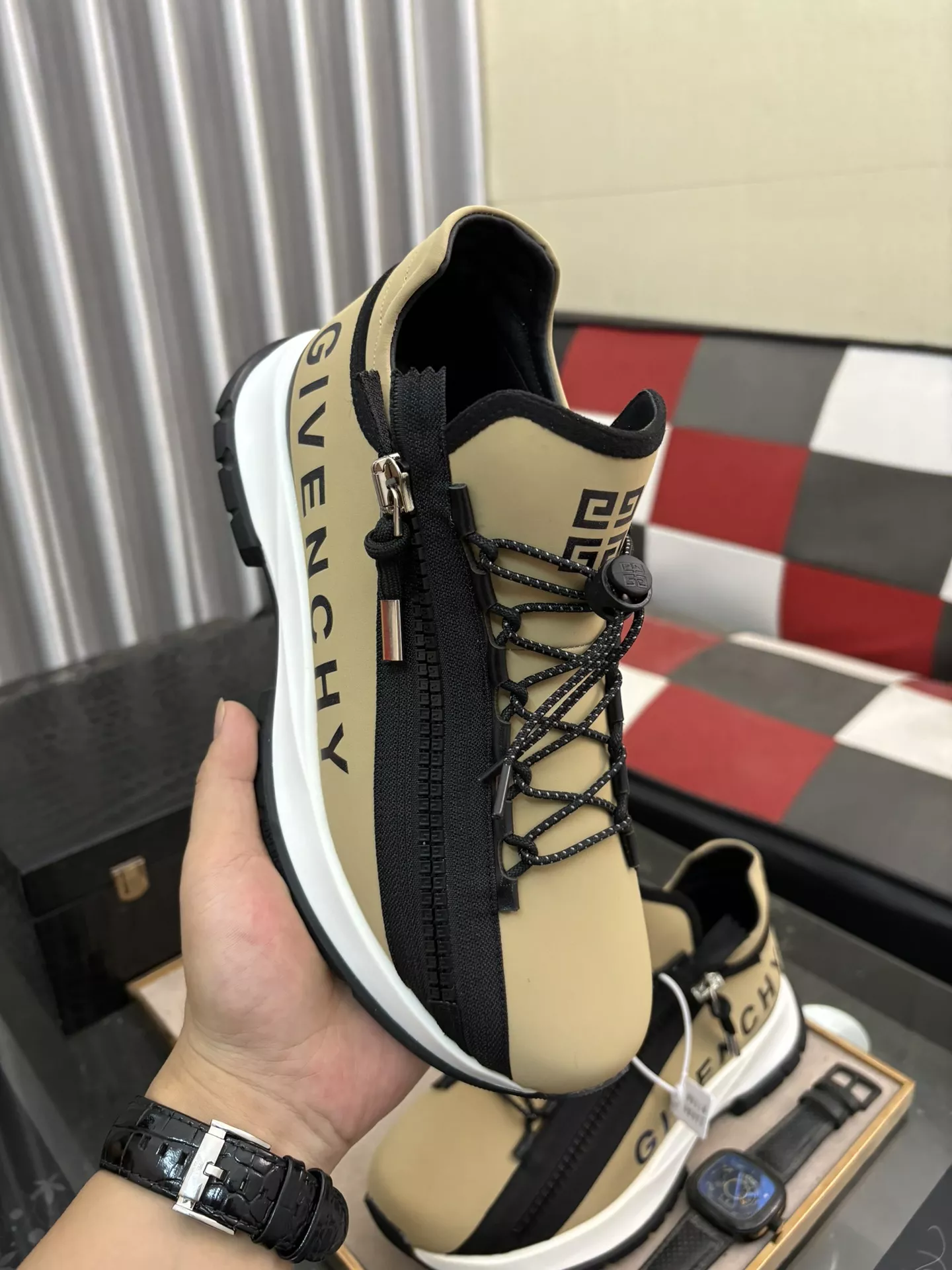 Givenchy Casual Shoes For Men Bright 1986