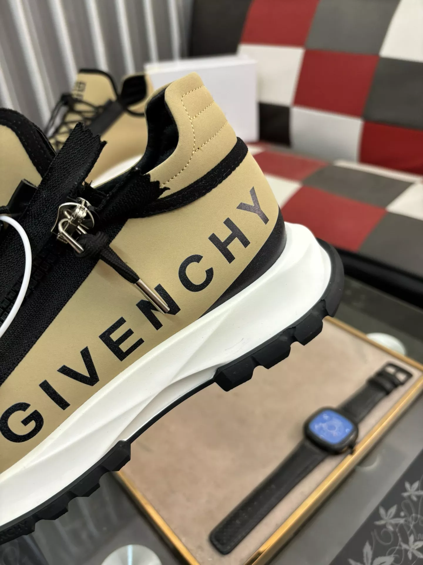 Givenchy Casual Shoes For Men Bright 1986