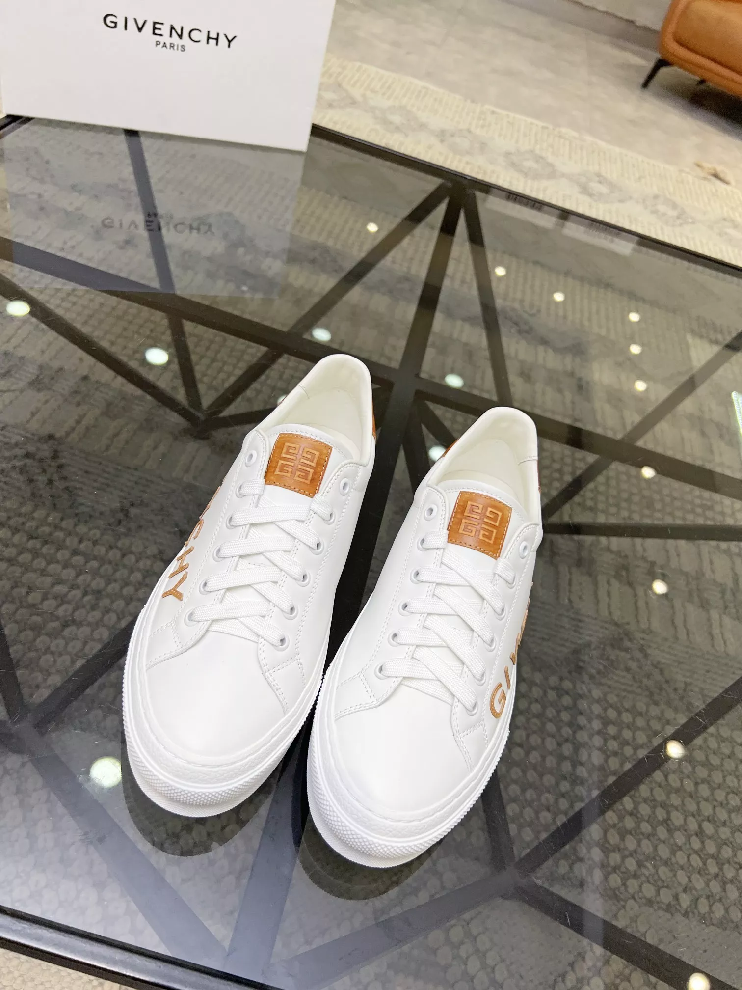 Givenchy Casual Shoes For Men Bright 4406
