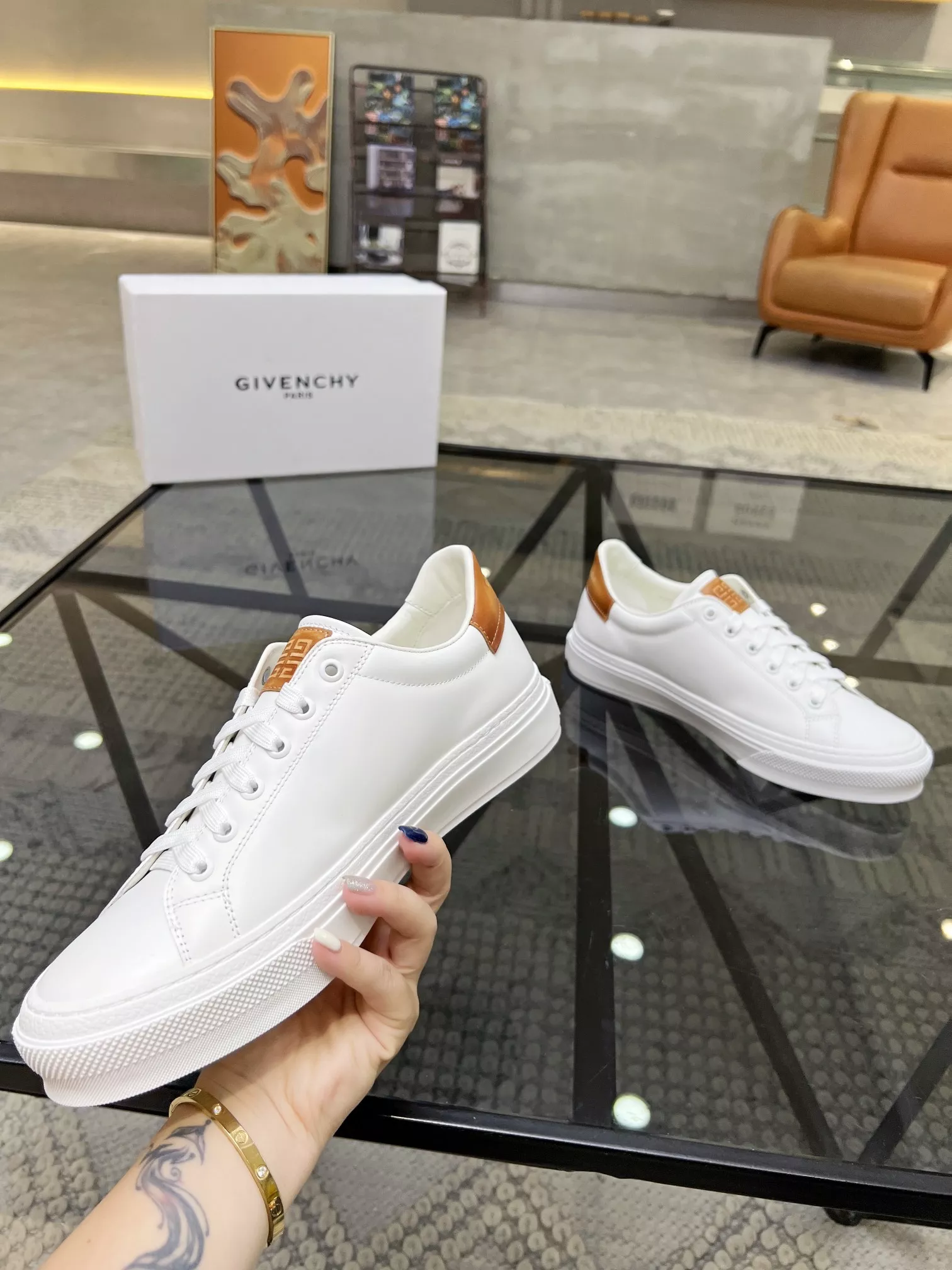 Givenchy Casual Shoes For Men Bright 4406