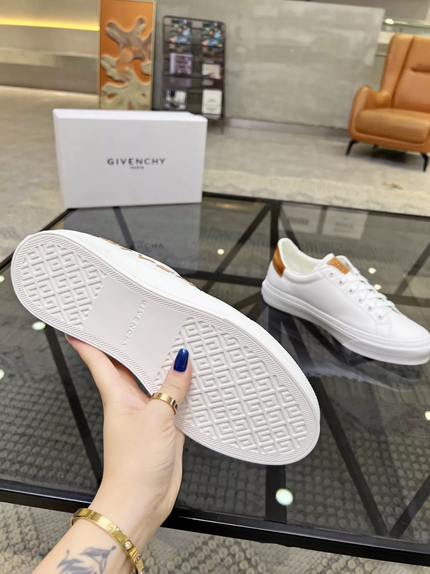 Givenchy Casual Shoes For Men Bright 4406