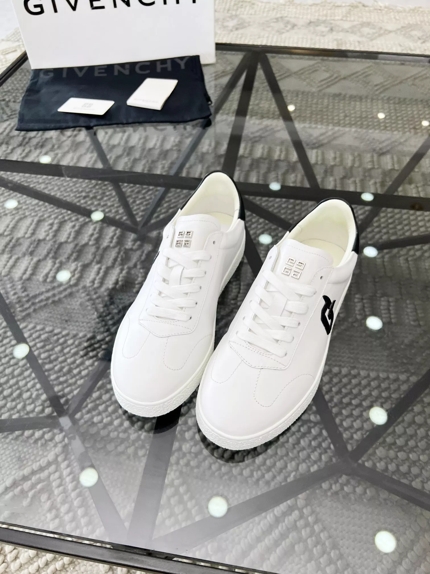 Givenchy Casual Shoes For Men Classic 5870