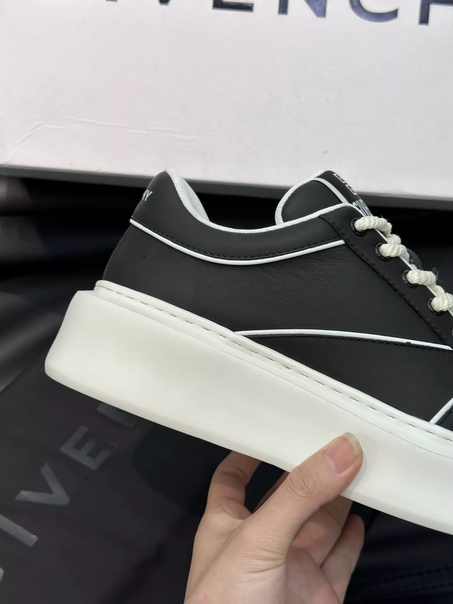 Givenchy Casual Shoes For Men Comfortable 9492