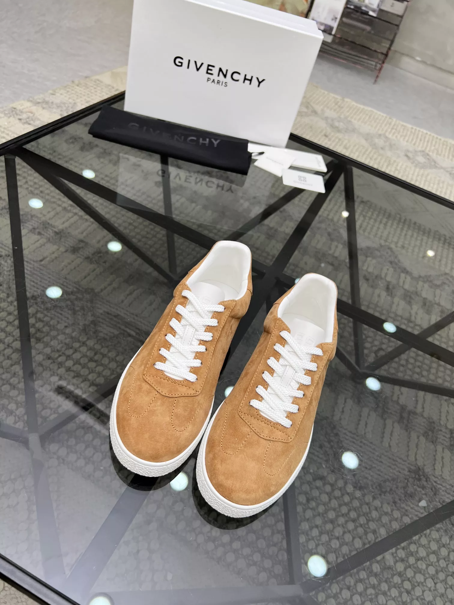 Givenchy Casual Shoes For Men Compact 4844