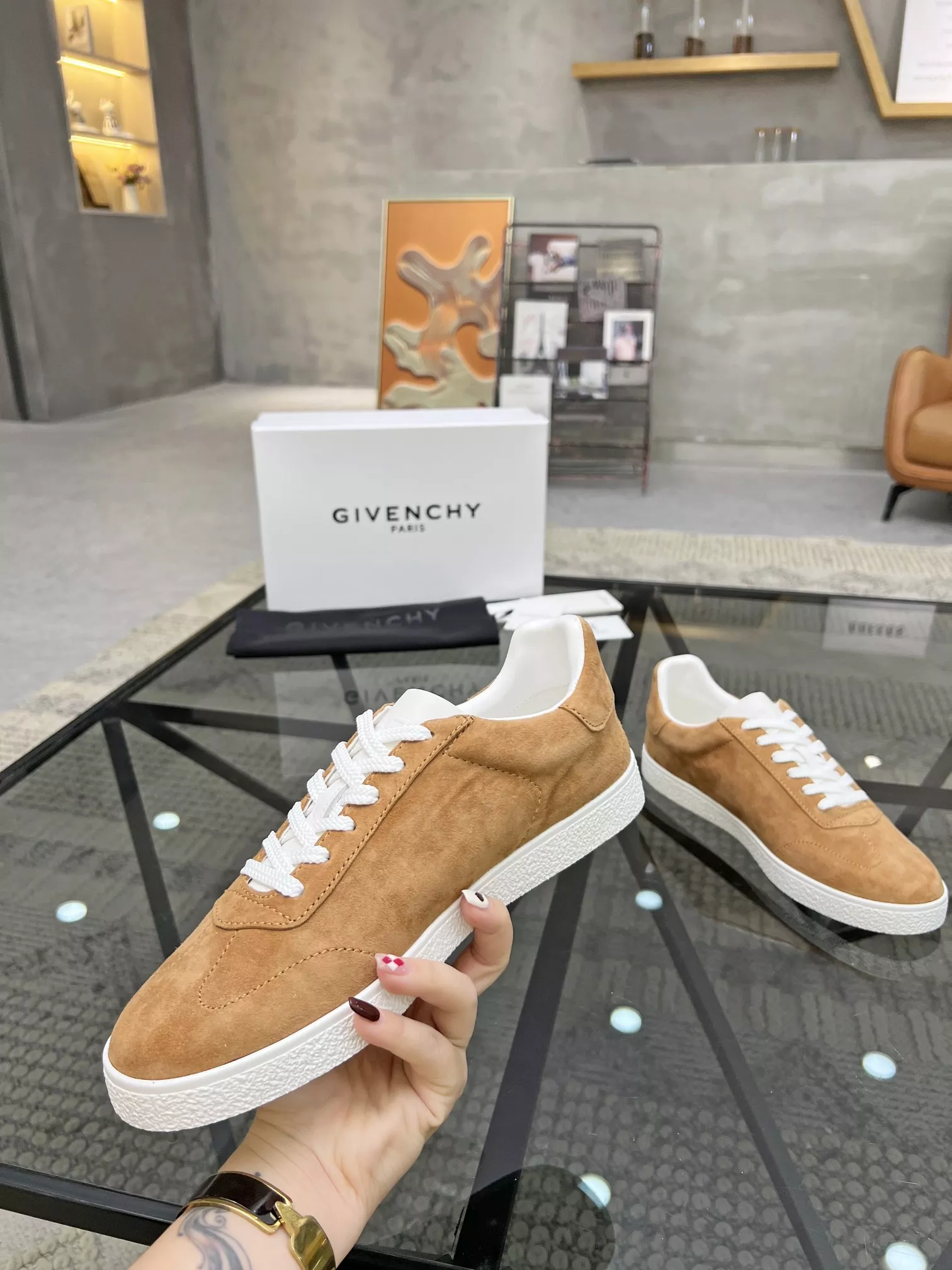 Givenchy Casual Shoes For Men Compact 4844