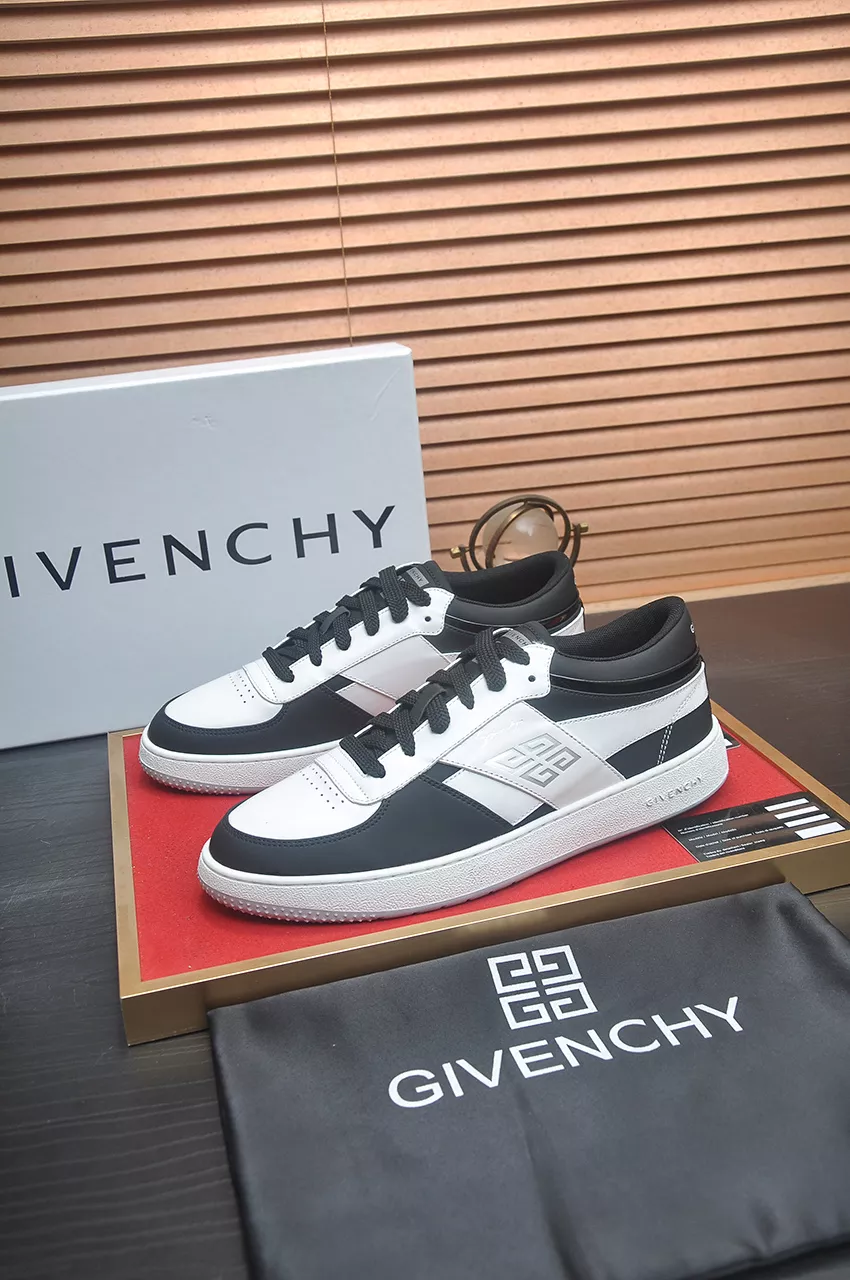 Givenchy Casual Shoes For Men Cozy 945