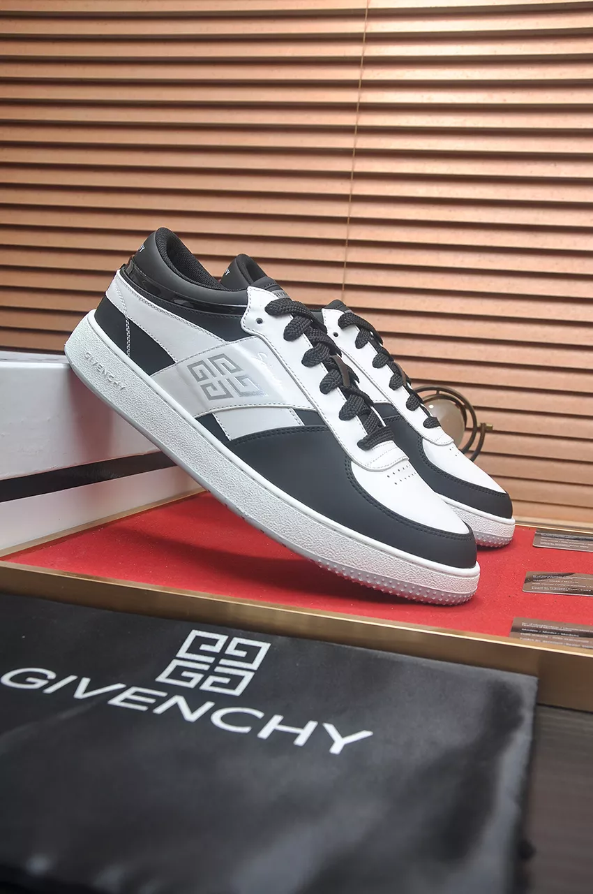 Givenchy Casual Shoes For Men Cozy 945