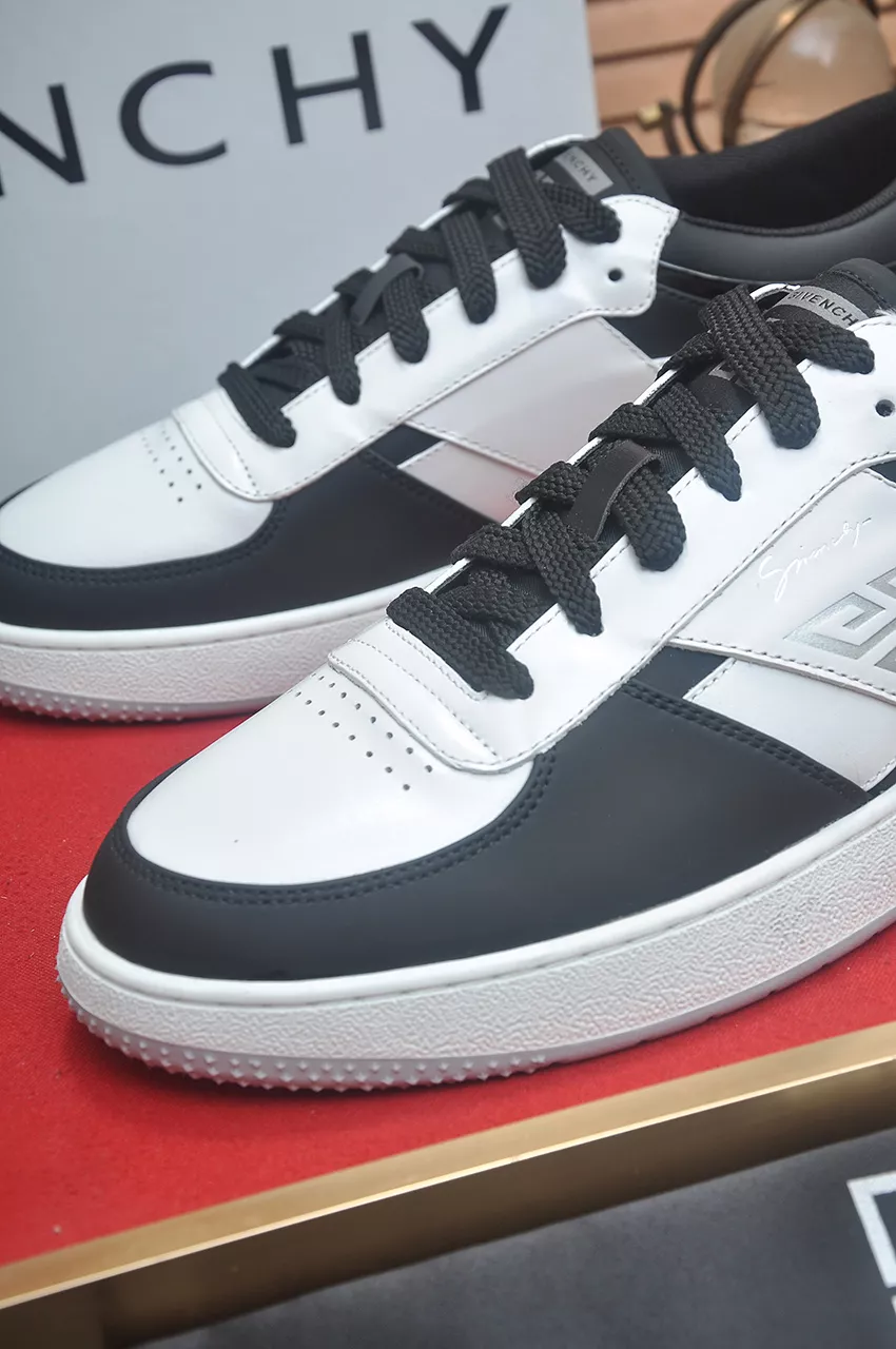 Givenchy Casual Shoes For Men Cozy 945