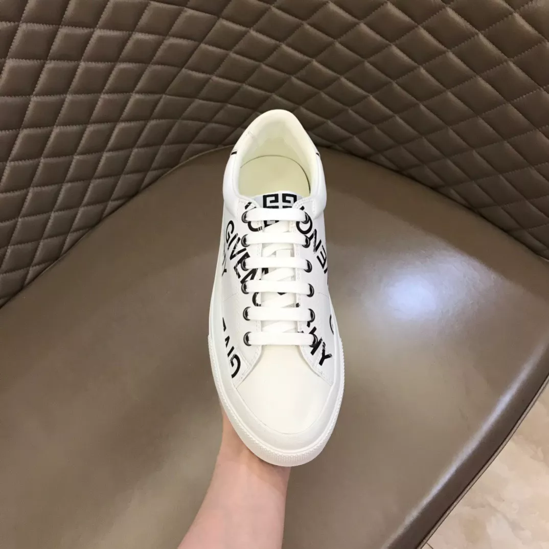 Givenchy Casual Shoes For Men DailyWear 8772