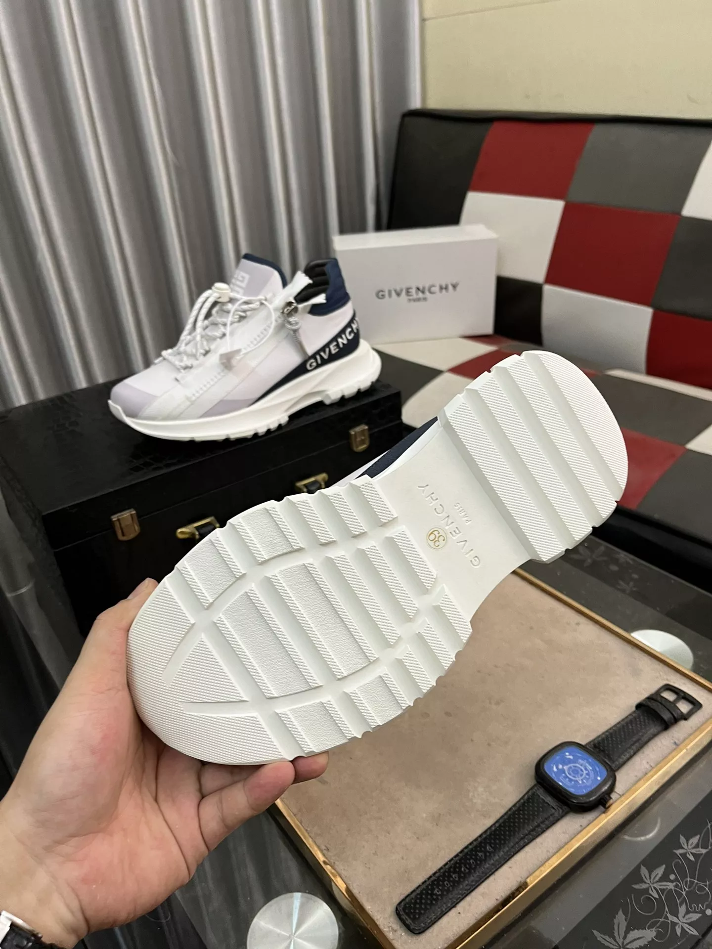 Givenchy Casual Shoes For Men EasyMatch 2977