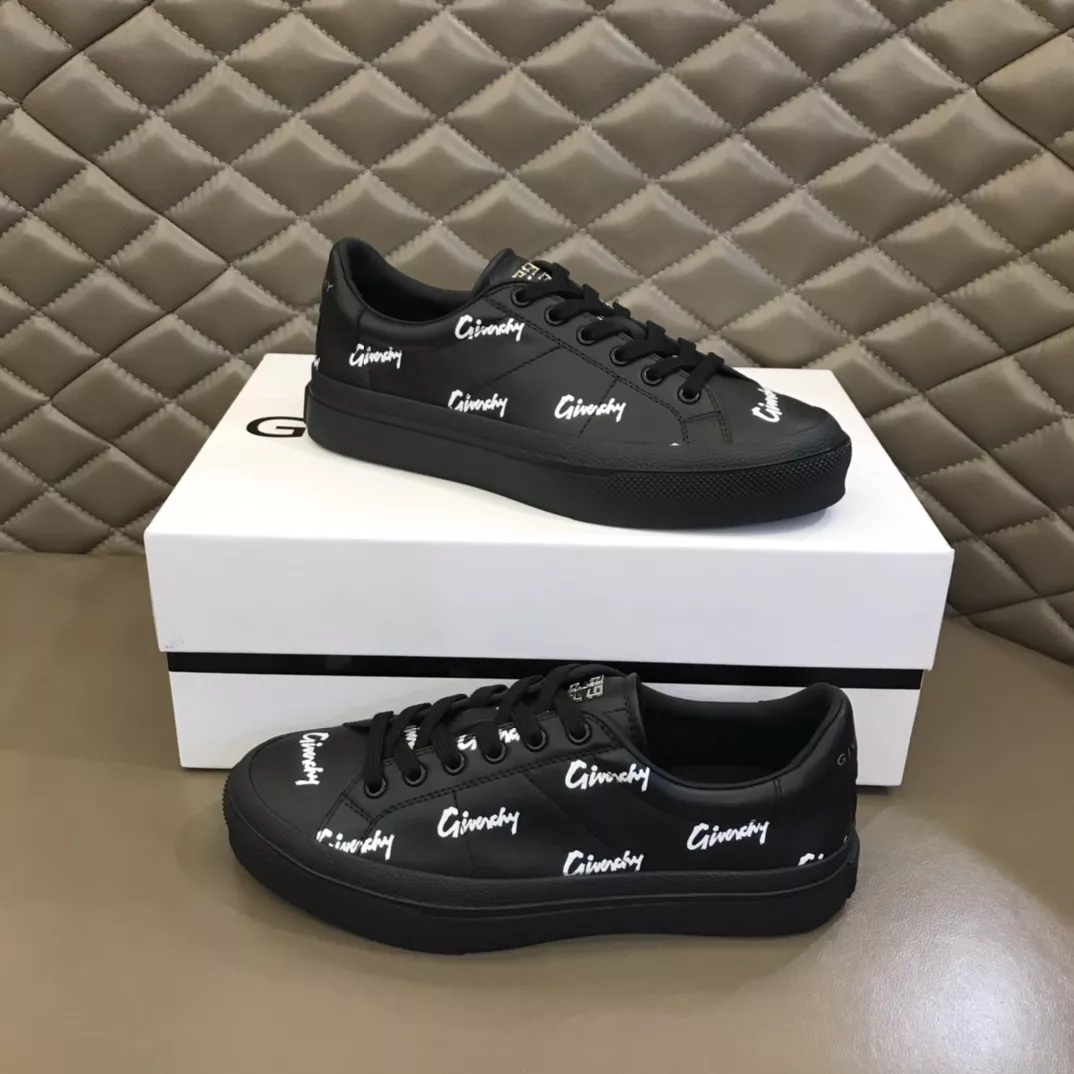 Givenchy Casual Shoes For Men EasyMatch 3606
