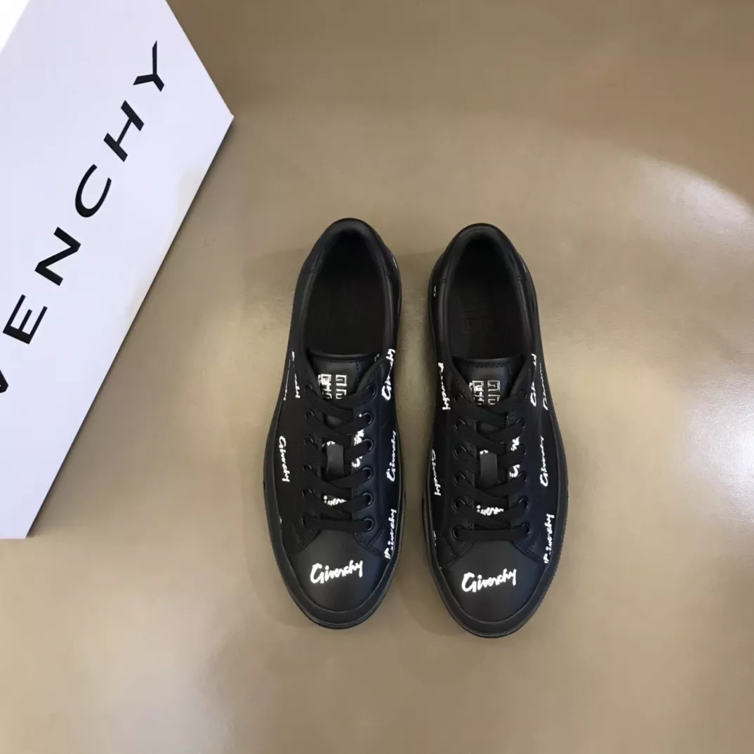 Givenchy Casual Shoes For Men EasyMatch 3606