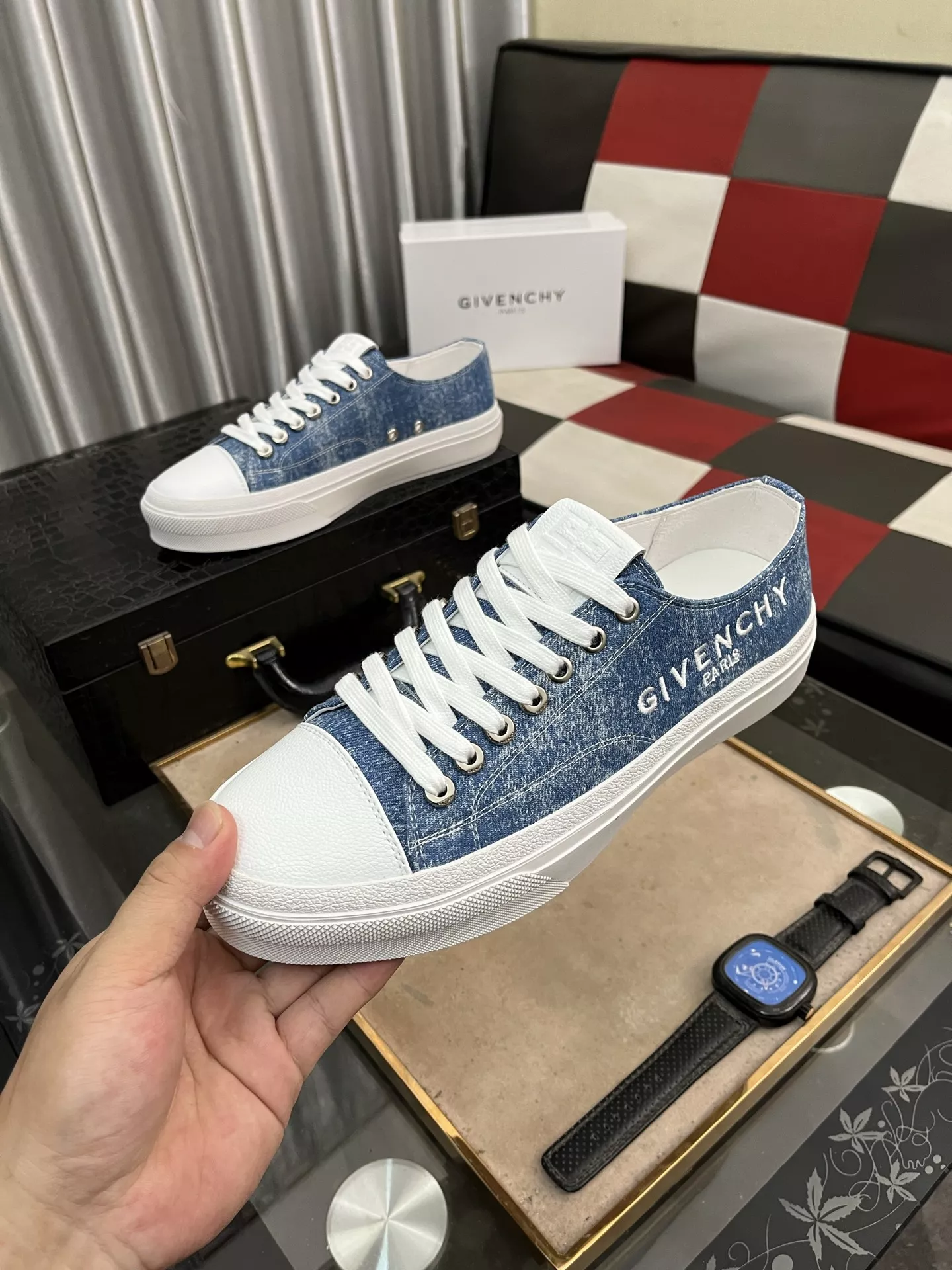 Givenchy Casual Shoes For Men EasyMatch 5287