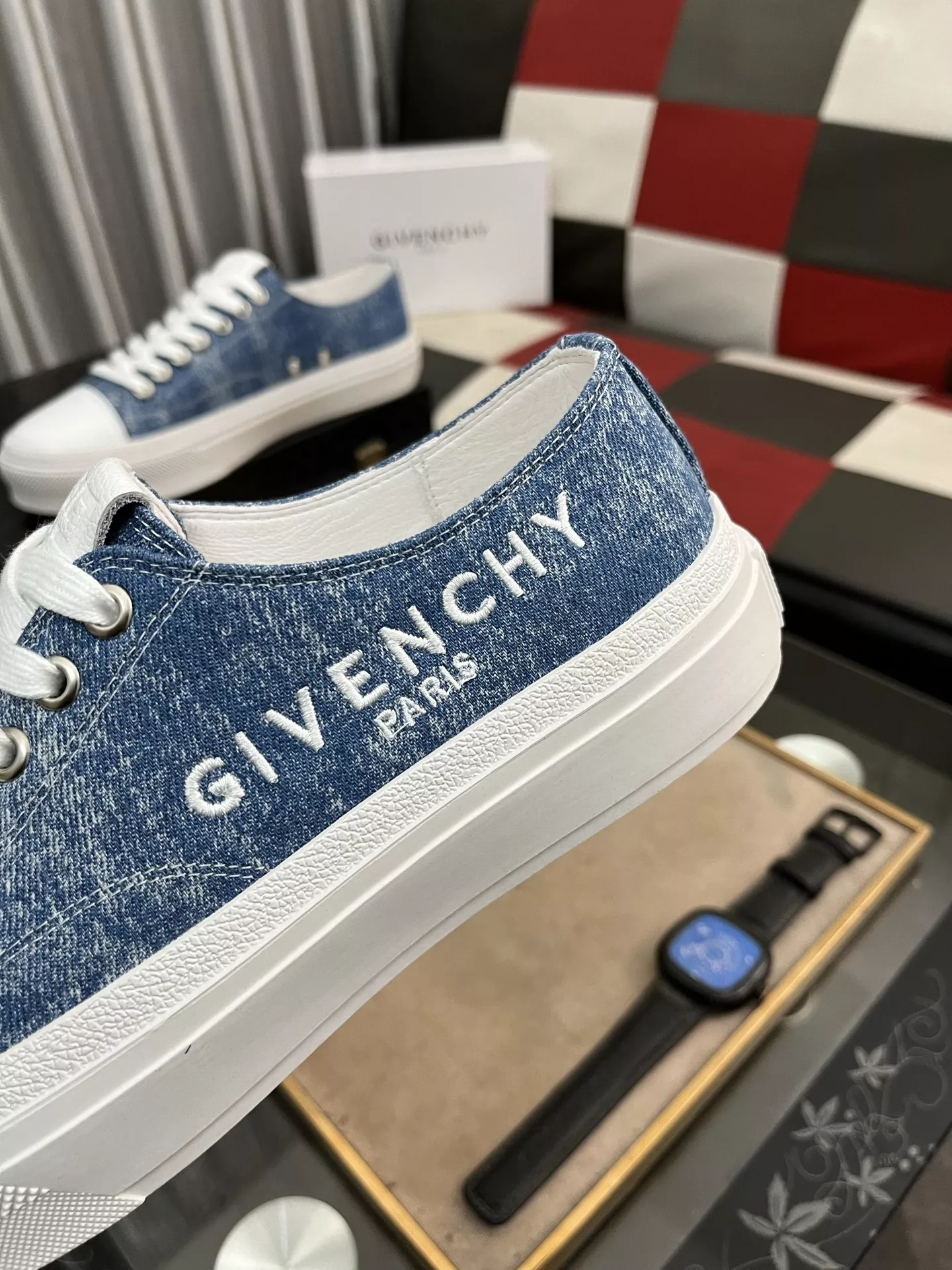 Givenchy Casual Shoes For Men EasyMatch 5287